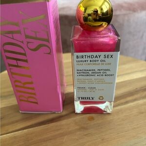 Truly Pink and Gold Moisturizer & Body Oil